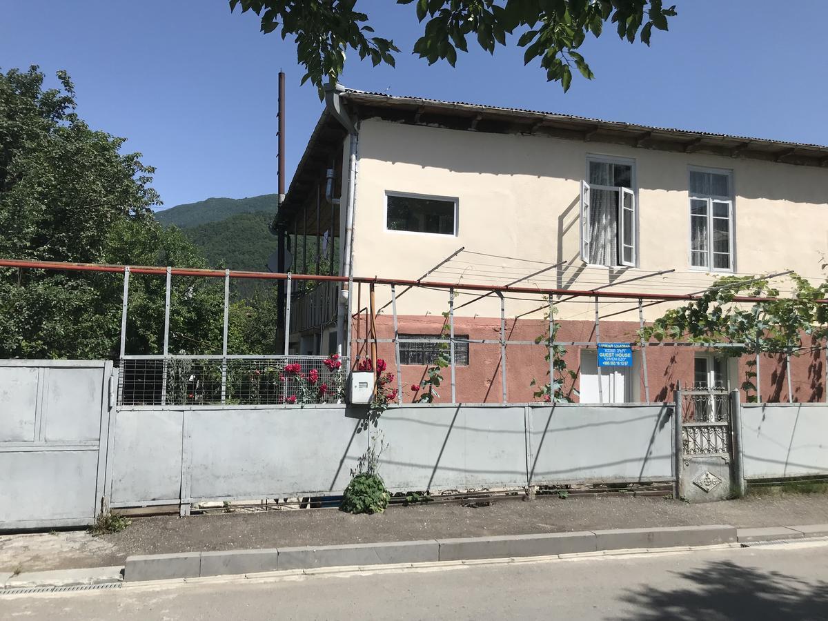 Chveni Ezo Hotel Ambrolauri Exterior photo